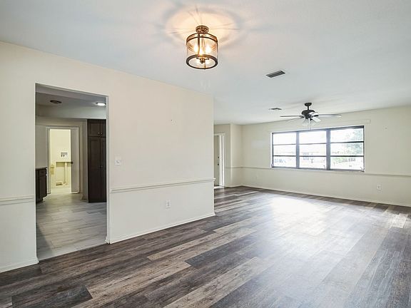 2nd image of 1913 Viscaya Pkwy