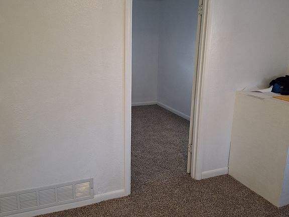 5th image of 5133 Thatcher Ave APT A