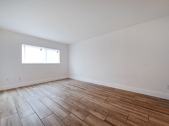 Living Area with Beautiful Floors | Apartment Homes For Rent In Miami | Miami Shores