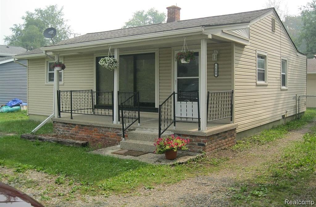 1600 N Duck Lake Rd, Highland, MI 48356 Zillow