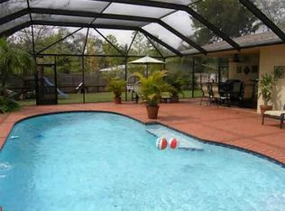 7480 SW 172nd St, Palmetto Bay, FL 33157