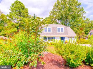 15706 Peach Walker Dr, Bowie, MD 20716
