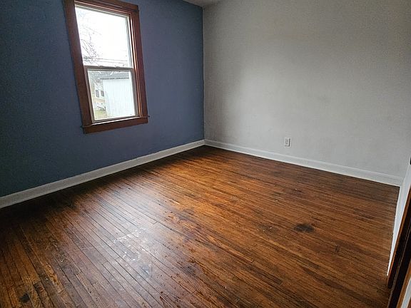 5th image of 605 Mac Vean Ln #2