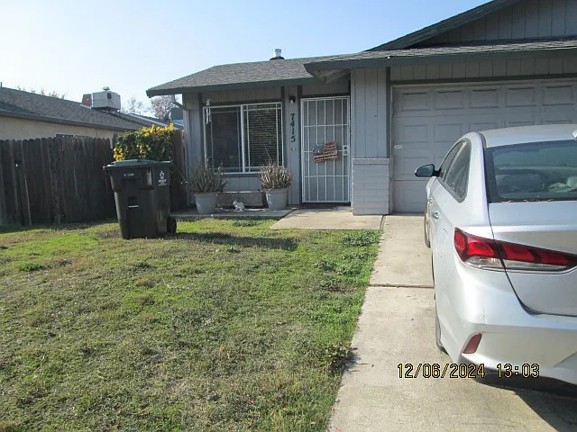 7415 Kelley Dr