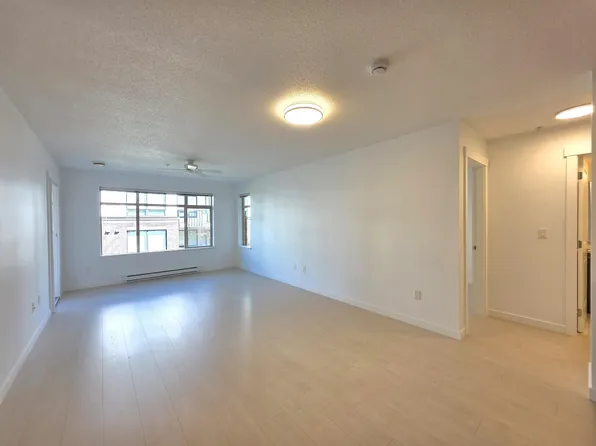 9299 Tomicki Ave #312, Richmond, BC V6X 0C5