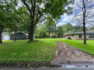 8465 Frazier Dr, Beaumont, TX 77707