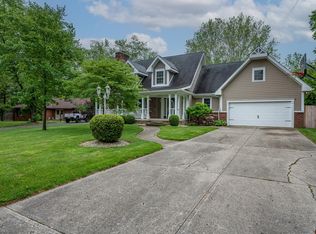 4013 Hillendale Dr, Greenwood, IN