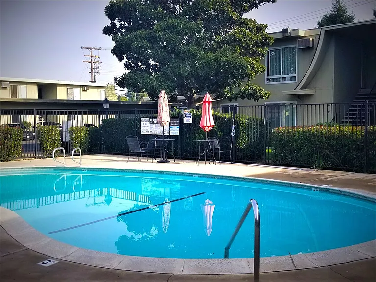 The Retreat — Photo 14