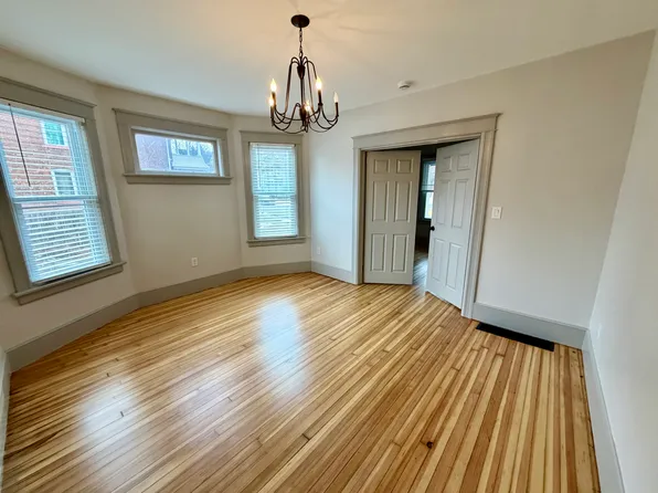 11 Franklin St #1W, Poughkeepsie, NY 12601