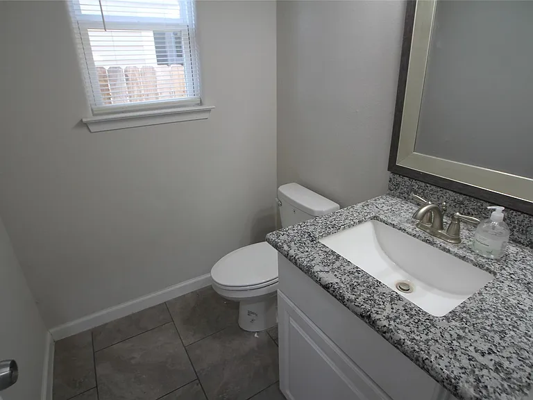 13911 Aldaco Dr — Photo 8