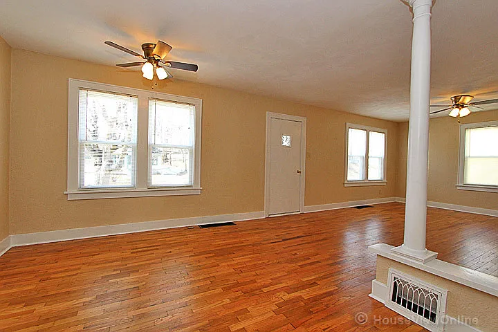 1102 N West End Blvd — Photo 4