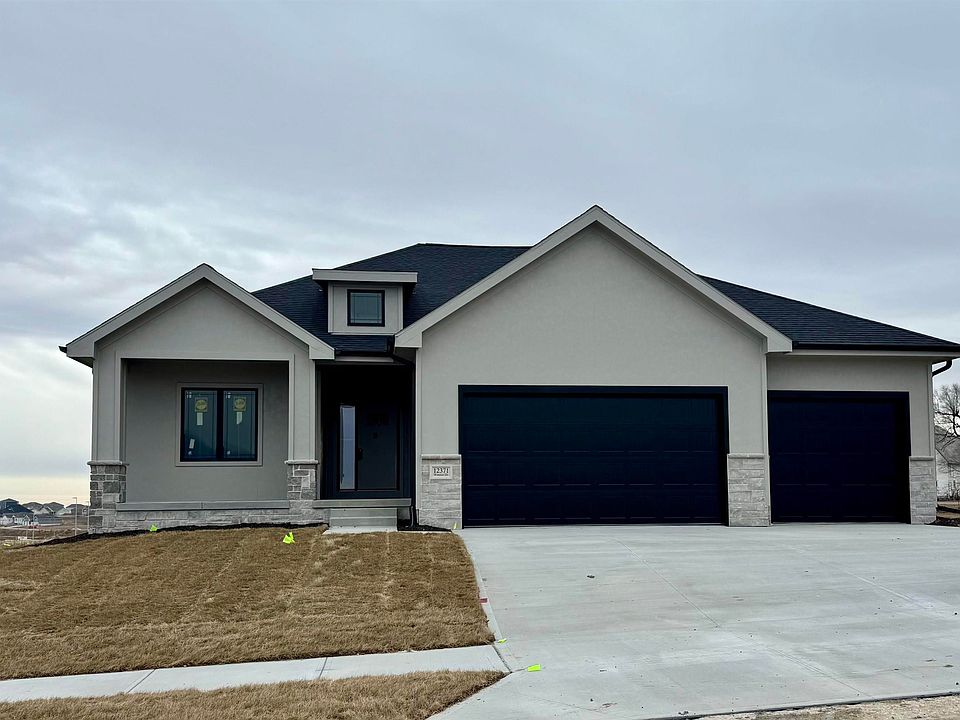 1st image of 12371 Windsor Dr