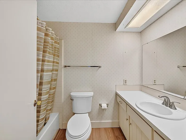 3117 S Waterbury Ln — Photo 16