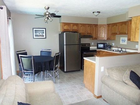 5th image of 66 Vermont Ave #17