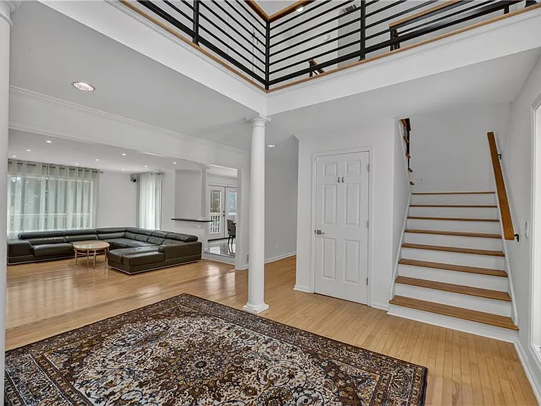 4610 Morton Rd — Photo 6