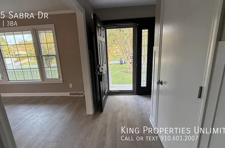 335 Sabra Dr — Photo 6