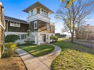 4 White Birch Ln, Barrington, RI 02806