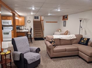 293 Cotton Rd, Lyndonville, VT 05851