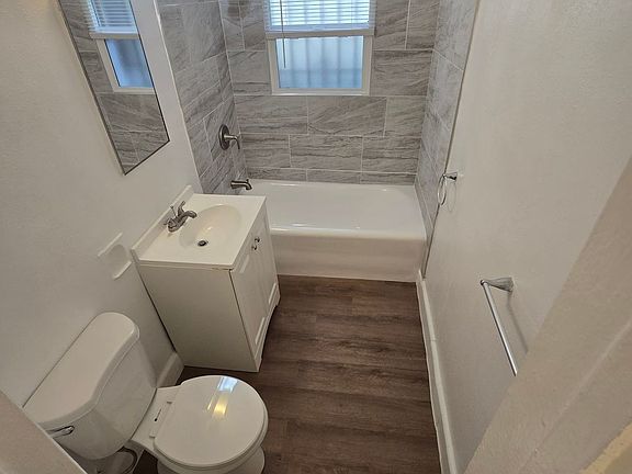 5th image of 138 S Berendo St APT 104