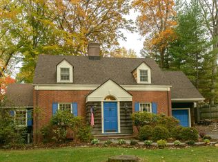 25 Inwood Rd, Essex Fells, NJ 07021