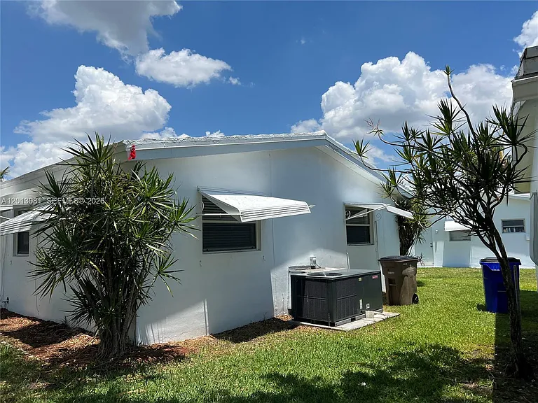 145 NW 41st Ct — Photo 3