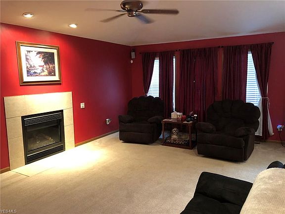 4th image of 2606 Highland Dr