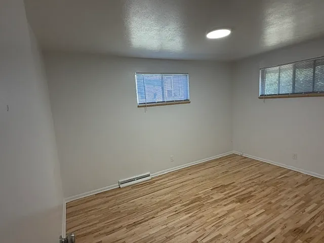 W 25th Pl, Lakewood — Photo 2