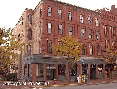 1st image of 256 Essex St #2
