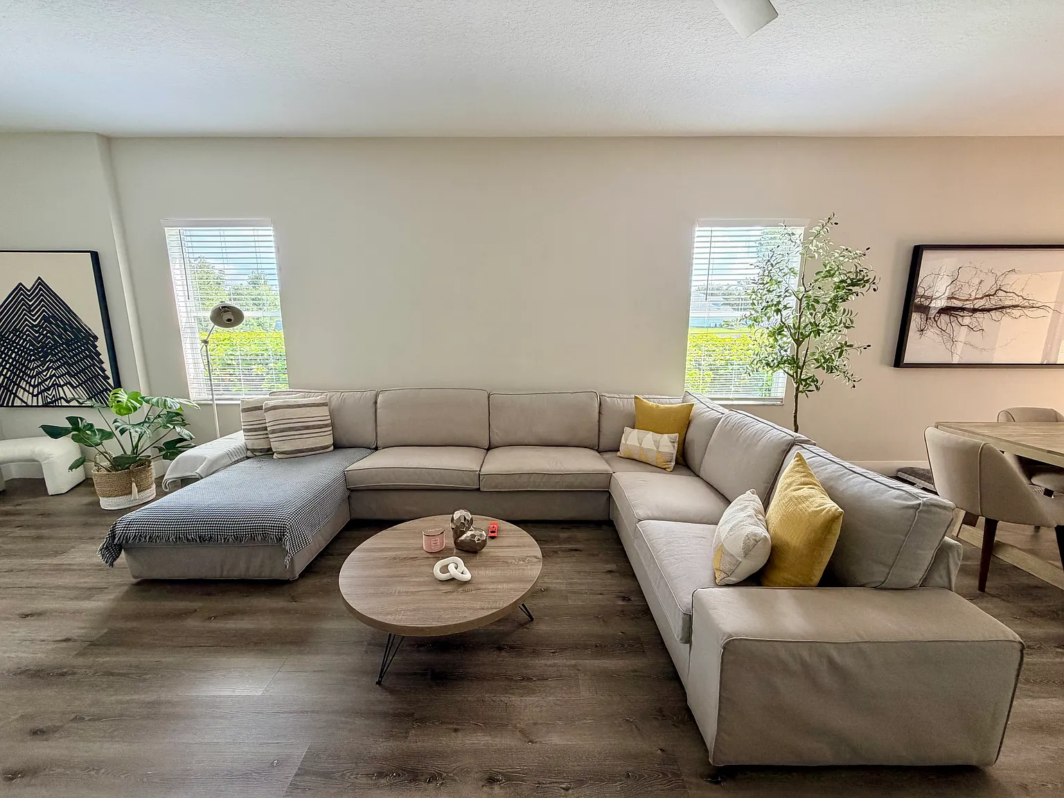 3 bed, 2.5 bath, 1768 sqft, $2,350 — Photo 4