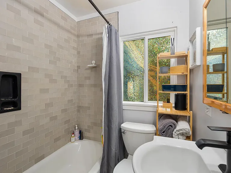 11227 26th Ave SW #1 — Photo 16
