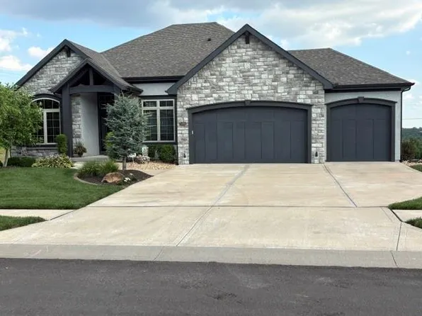 25005 W 114th St, Olathe, KS 66061