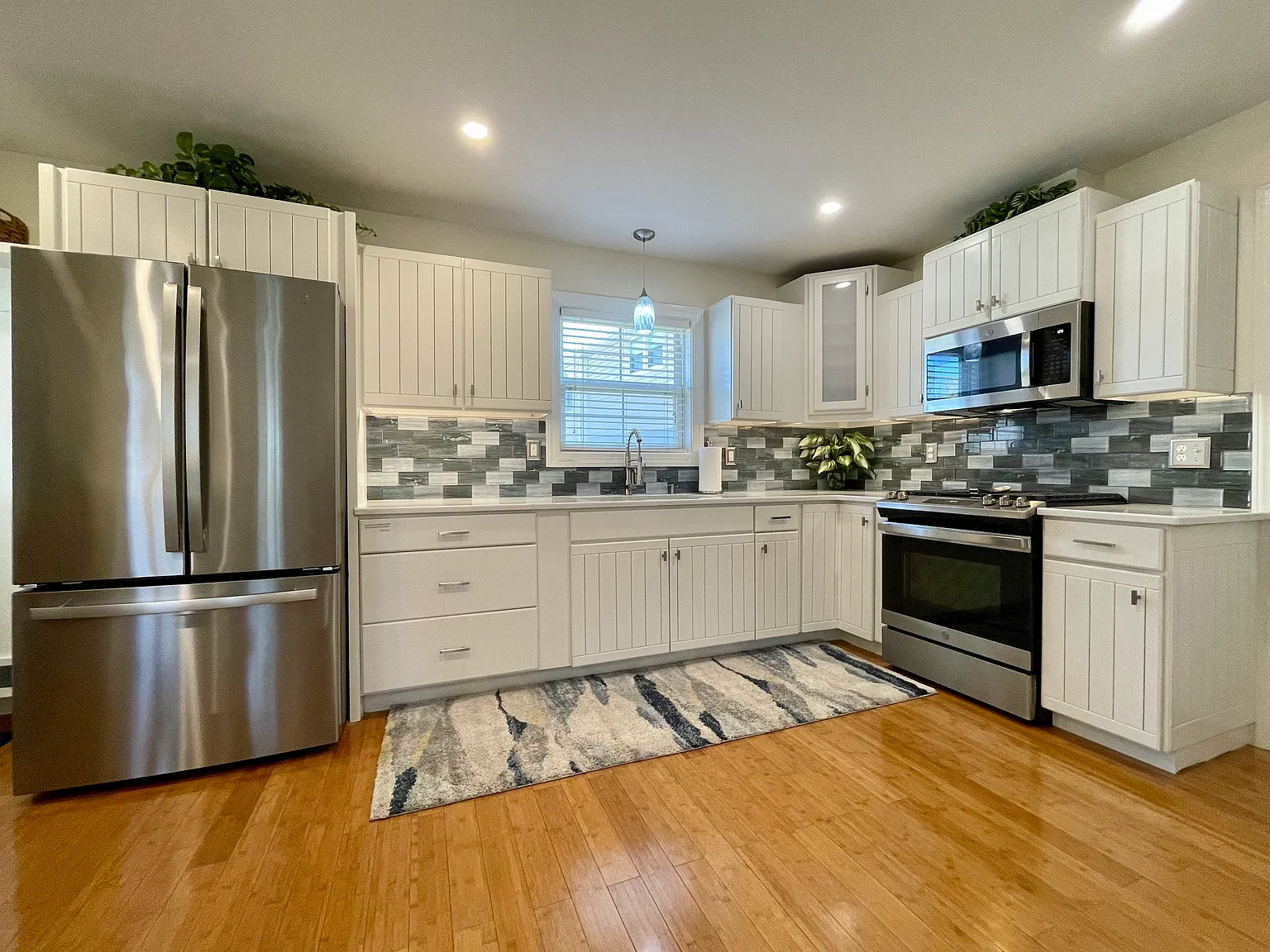 4808 Maple Ave — Photo 4