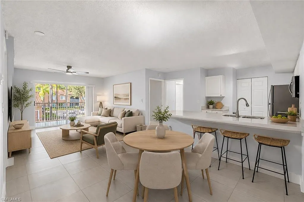 1830 Florida Club Cir — Photo 1