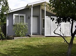 950 Jaquelyn St, Ashland, OR 97520