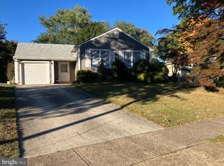 203 Valley Forge Rd, Cinnaminson, NJ 08077