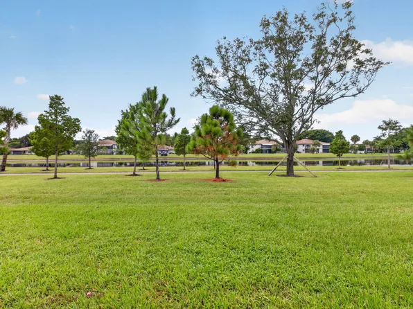 5810 ARECA PALM #B, Delray Beach, FL 33484