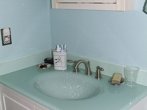 Main bathroom