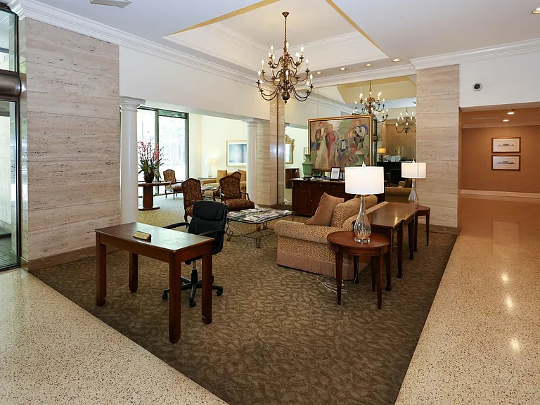 300 Peachtree St NE #23C — Photo 28