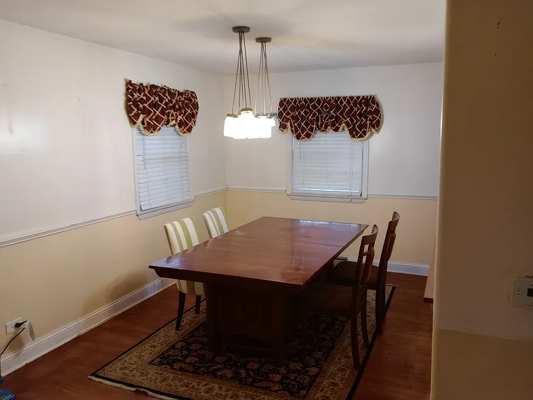 268 Oxford Ave — Photo 7