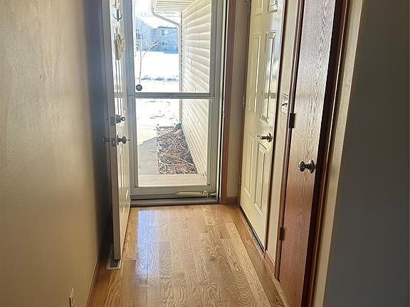 2nd image of 3297 Prairie Bend Cir