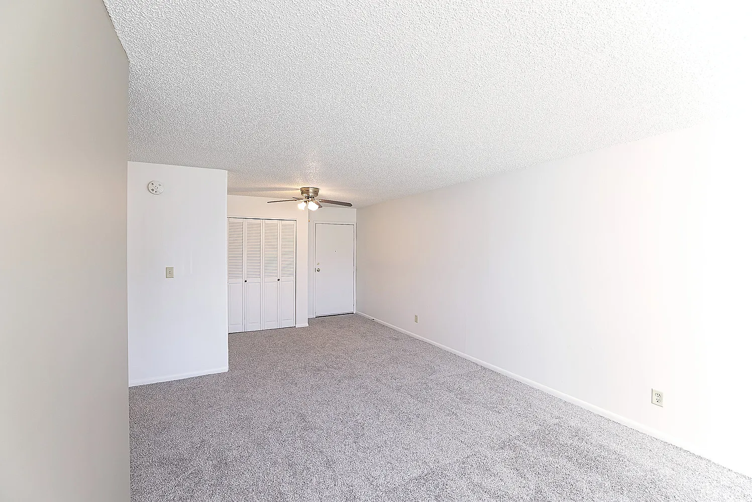 1 bed, 600 sqft, $699 — Photo 1