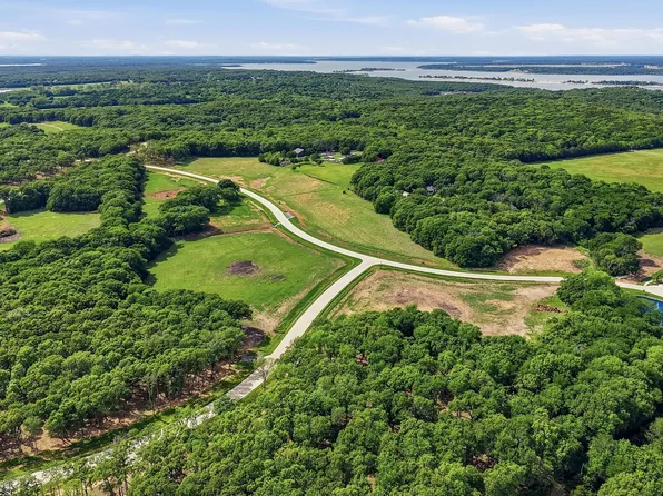 60 Deer Crossing Dr, Pottsboro, TX 75076