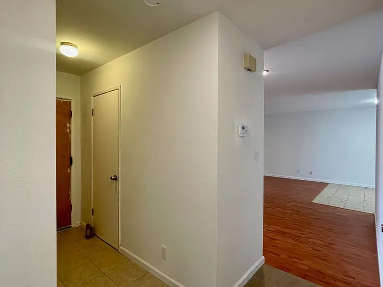 505 East Ave — Photo 3