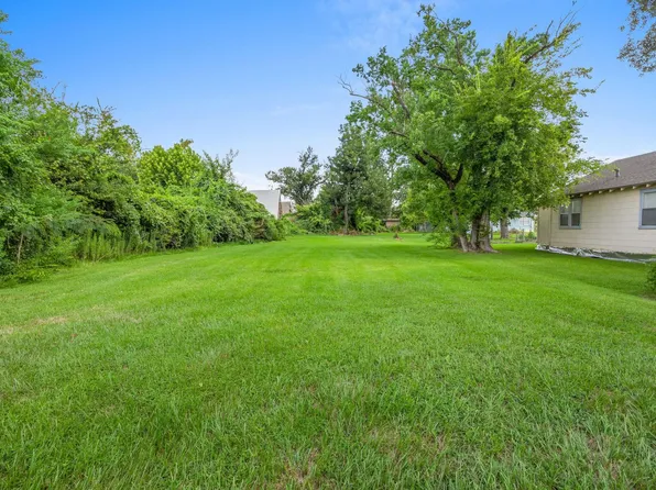 314 W 18th St, Lake Charles, LA 70601