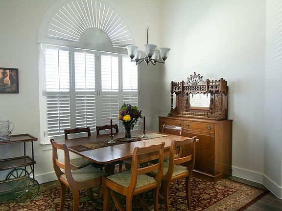 3rd image of 234 Dudley Way