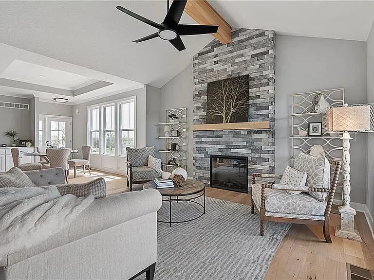 8216 Aurora St — Photo 5