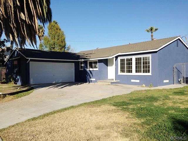 1st image of 14841 Las Vecinas Dr