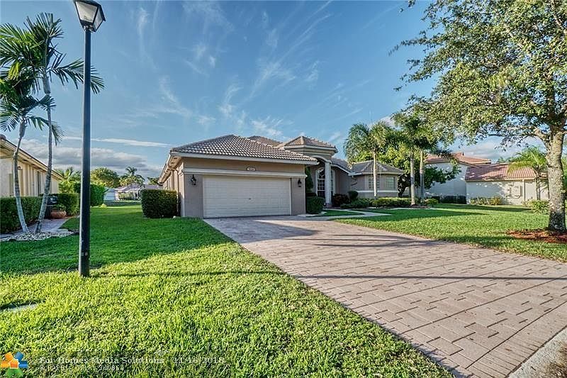 1st image of 5528 NW 58th Ave