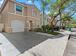 4035 Tree Tops Rd, Cooper City, FL 33026