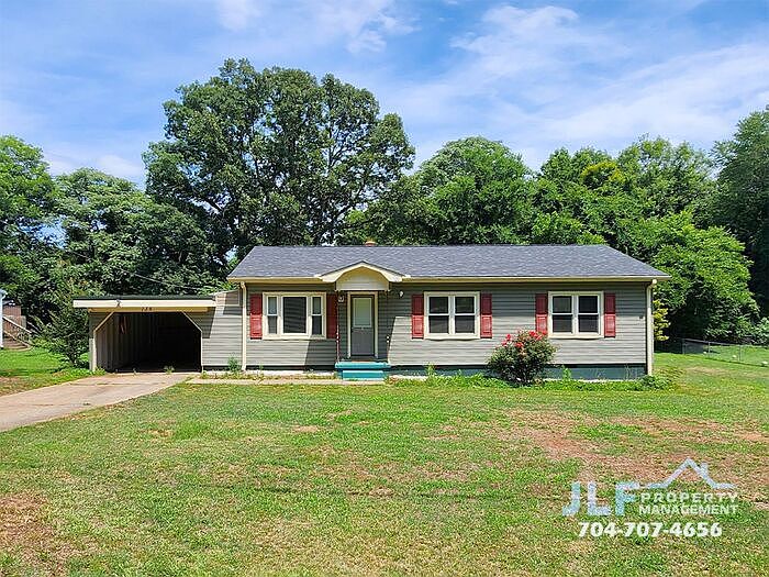 1st image of 135 Oak Grove Rd